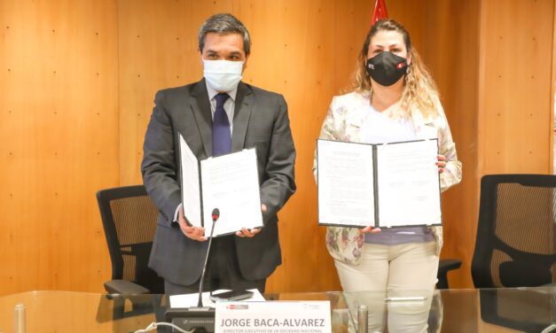 MTC y Sociedad Nacional de Radio y TV firman convenio para combatir a emisoras clandestinas