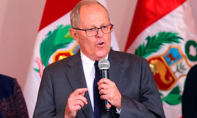 Dictan cuatro meses de impedimento de salida del país contra a expresidente Pedro Pablo Kuczynski