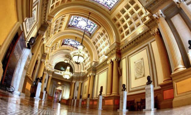 IPYS exige a presidenta del Congreso que la prensa vuelva a acceder a instalaciones del Parlamento