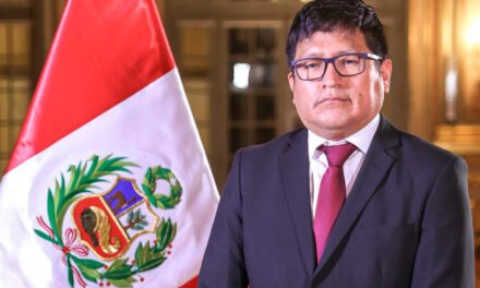 Jorge López Peña juramentó como nuevo ministro de Salud