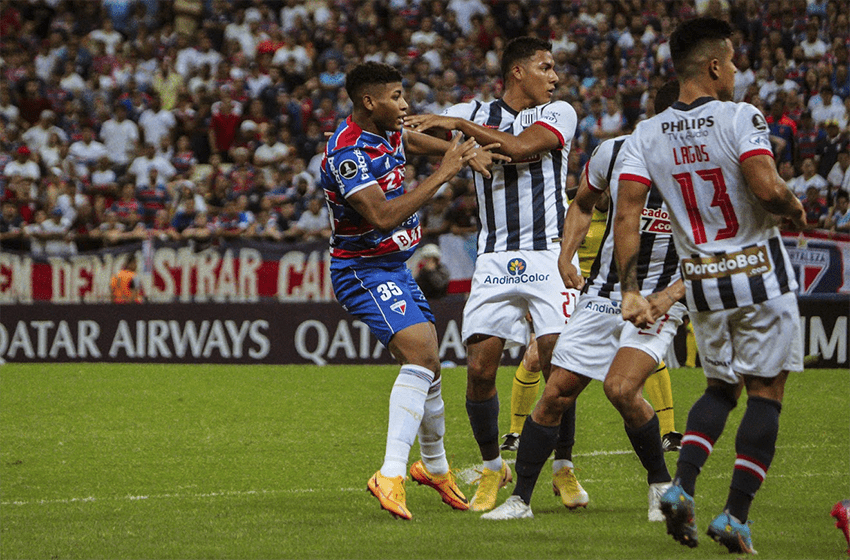 Alianza Lima pierde ante Fortaleza en la Copa Libertadores 2022