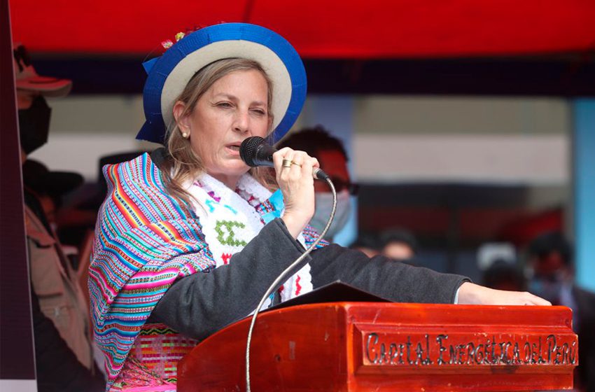 María del Carmen Alva asegura que el Congreso “sigue trabajando y recorriendo el país”