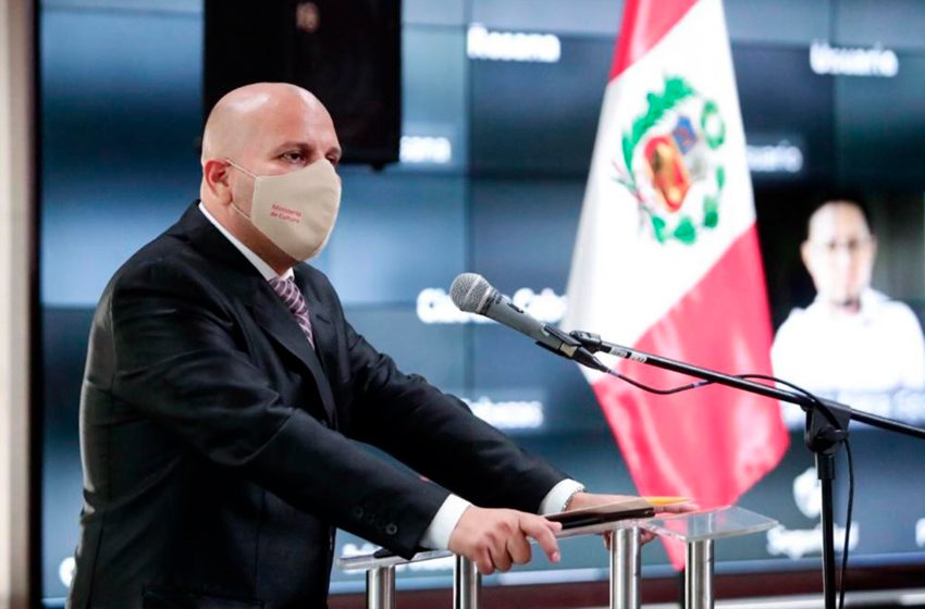 Ministro de Cultura: “El Gobierno no va a imponer una nueva Constitución”