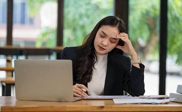 “Otra vez lunes”: ¿qué hay detrás del desgaste laboral al iniciar la semana?