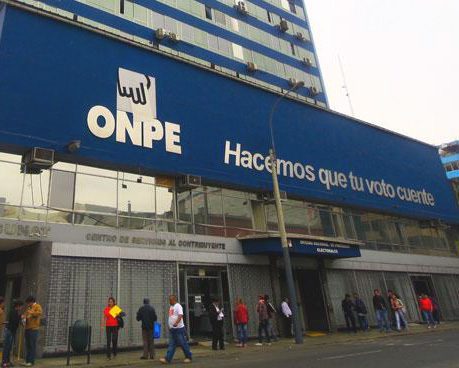 Dos personeros son detenidos por inutilizar 90 cédulas de votación en La Molina durante la segunda vuelta