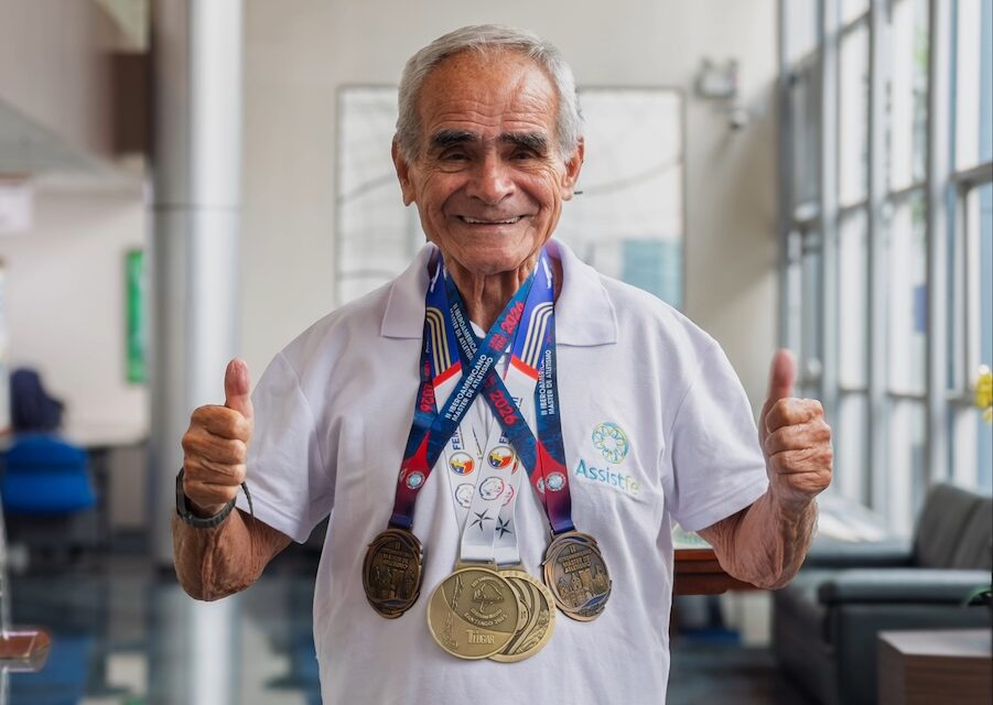 Peruano de 84 años conquista su segundo título iberoamericano
