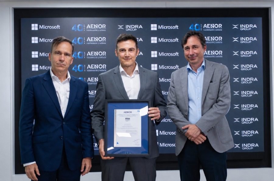 Indra group se convierte en la primera compañía española que obtiene la certificación de AENOR “tecnología de IA responsable basada en herramientas Microsoft”