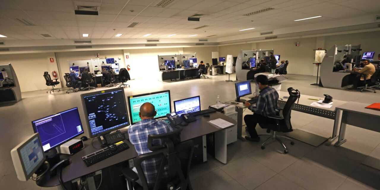 INDRA COMPLETA CON ÉXITO LA ENTRADA EN OPERACIÓN DE CENTROS DE CONTROL DE TRÁFICO AÉREO DE CUATRO PAÍSES DIFERENTES EN UNA MISMA SEMANA