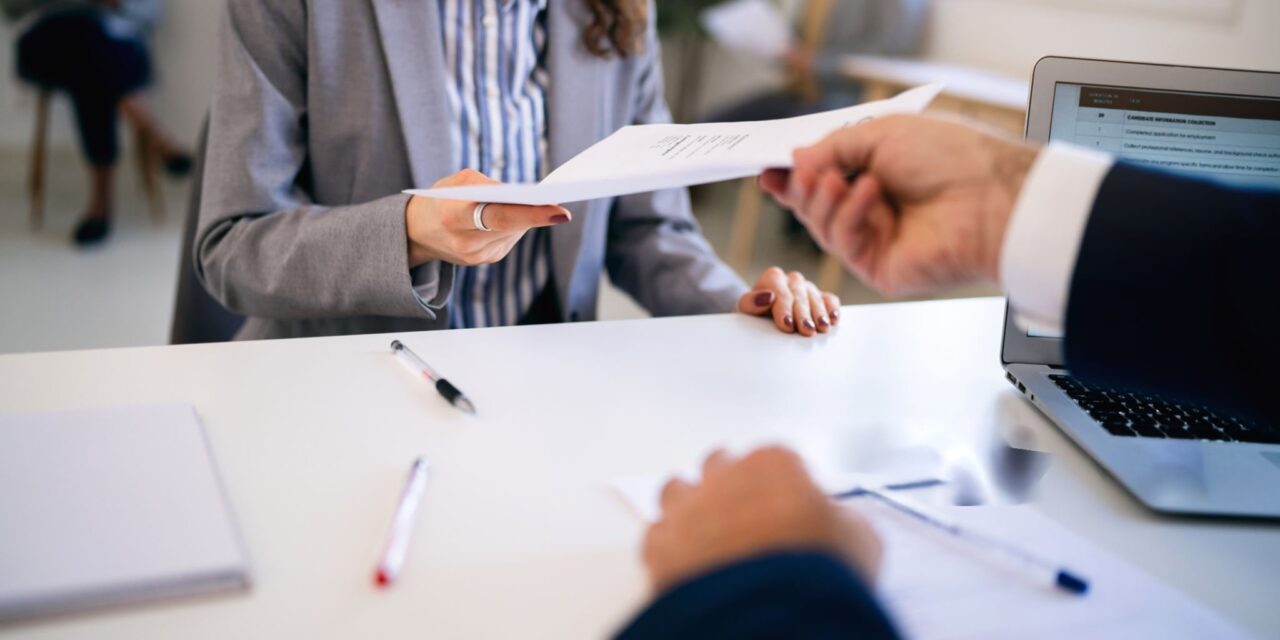 Adiós al CV perfecto: cómo se está evaluando hoy el talento y qué debes hacer para destacar