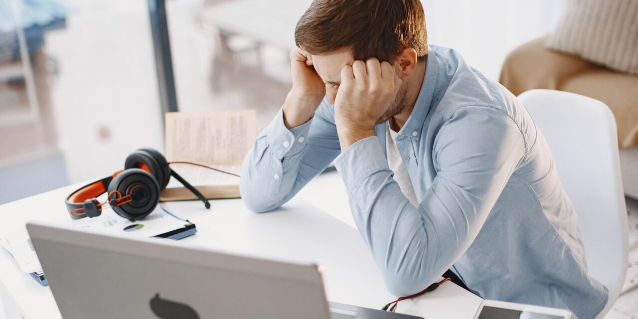 ¿Te atrasaste con una deuda? Así puede influir en cómo te evalúan otras entidades